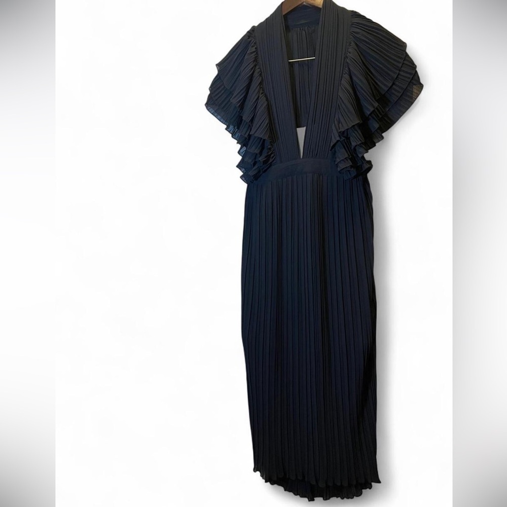 Elegant Black Ruffled Maxi Dress